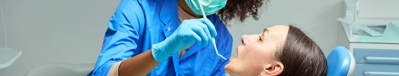 odontologo-y-paciente